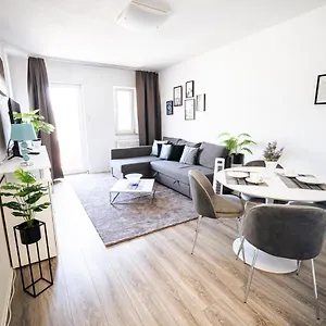  Apartment - 5 Min To Hbf